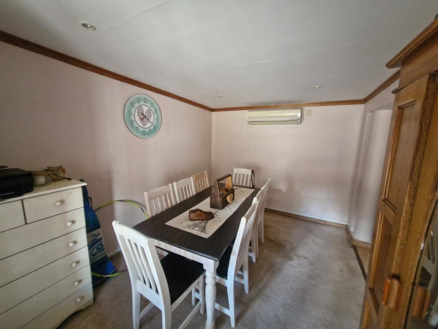 3 Bedroom Property for Sale in Rhodesdene Northern Cape